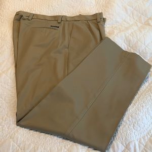 Docker’s Men’s Khaki pants